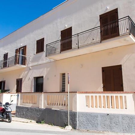 La Farfalla Favignana Esterno foto